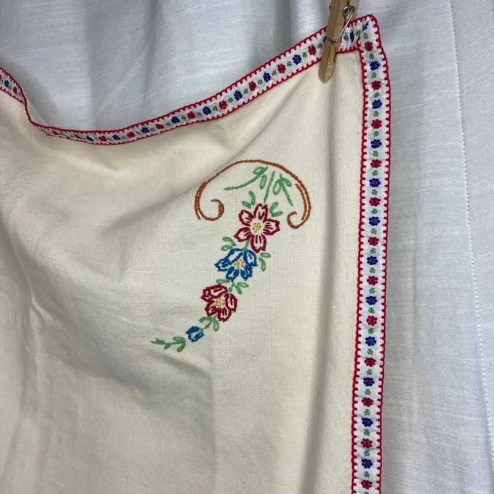 Vintage Embroidered Canvas Retro Tablecloth